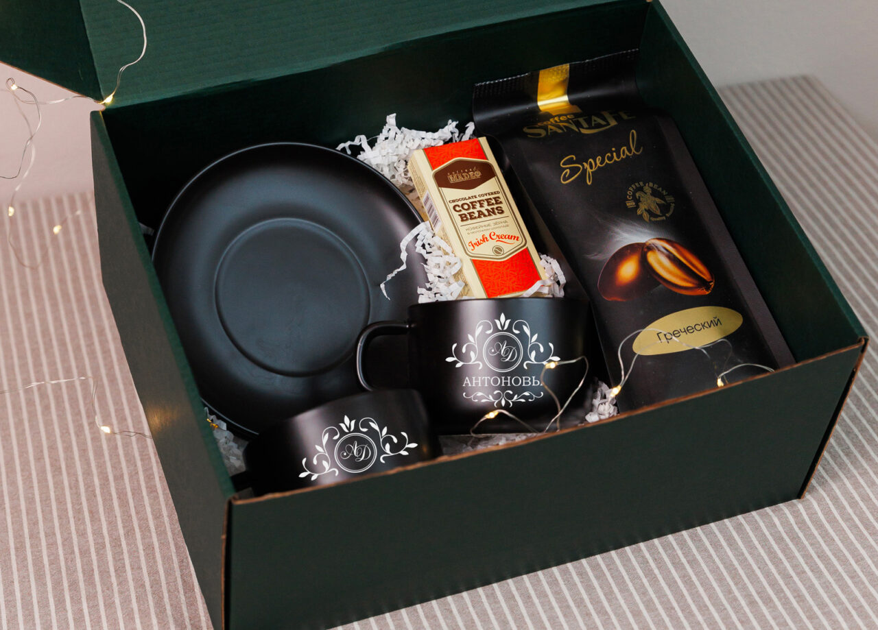 Именной подарок со смыслом родителям, друзьям, руководителю на 23 февраля и 8 марта